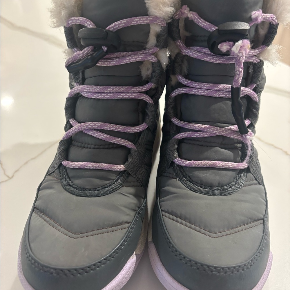 Sorel Whitney II Kids Winter Boots size 13